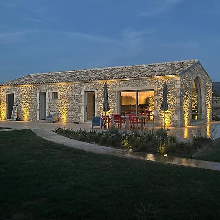 La Bella Vita Agriturismo Chiaramonte Gulfi Exterior photo